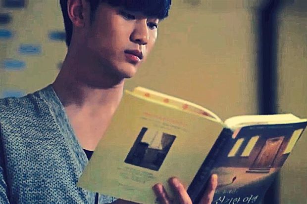 cowok baca cakep © 2016 brilio.net cowok baca cakep © 2016 brilio.net