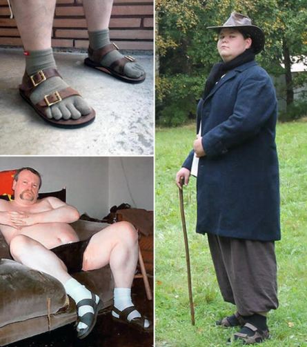 20 pria berkaus kaki tapi sandalan © 2016 brilio.net 20 pria berkaus kaki tapi sandalan © 2016 brilio.net