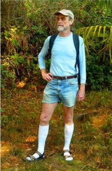 20 pria berkaus kaki tapi sandalan © 2016 brilio.net 20 pria berkaus kaki tapi sandalan © 2016 brilio.net