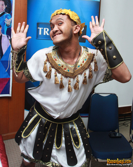 asisten artis hits  berbagai sumber asisten artis hits  berbagai sumber