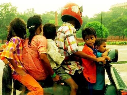 vespa lawas © 2016 brilio.net vespa lawas © 2016 brilio.net