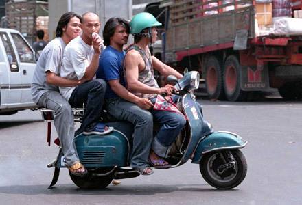 vespa lawas © 2016 brilio.net vespa lawas © 2016 brilio.net