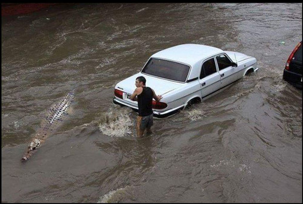 pekerja di ketinggian © 2016 brilio.net