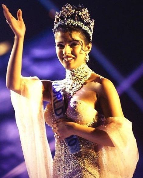 transformasi priyanka chopra  berbaga sumber