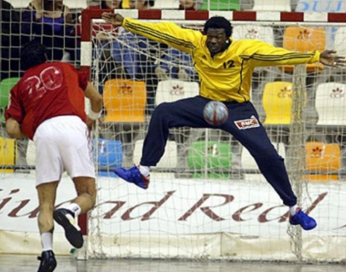 24 momen olahraga kocak © 2016 brilio.net