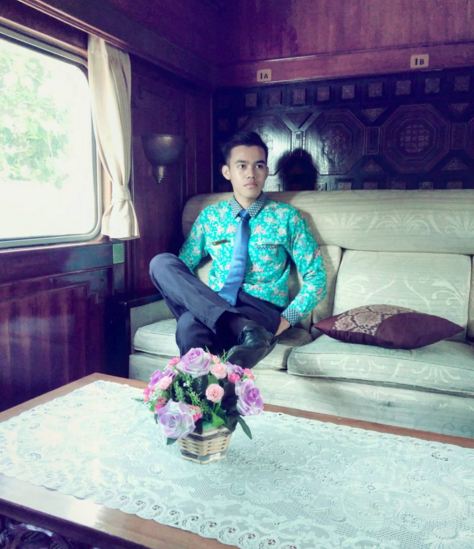 pramugara kereta  © 2016 brilio.net