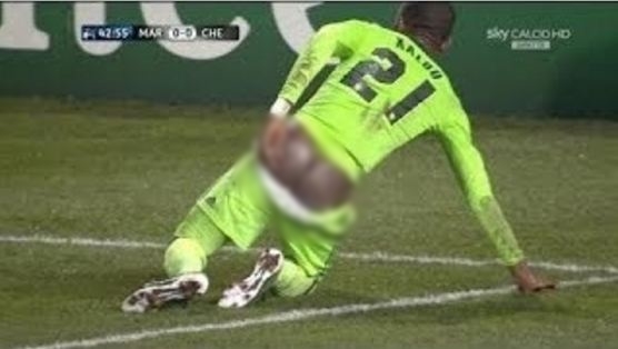 pemain bola melorot  © 2016 brilio.net pemain bola melorot  © 2016 brilio.net