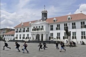 15 Foto ini bukti wisata Kota Tua memang spot yang instagramable