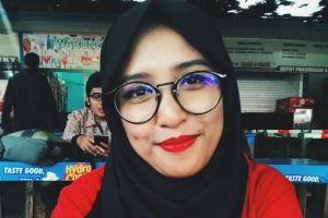 Sindy, dirikan komunitas jalan keliling gedung bersejarah di Malang