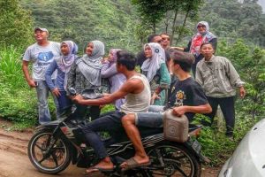 20 Orang ini berpose sok seksi di depan kamera, hasilnya malah fail!