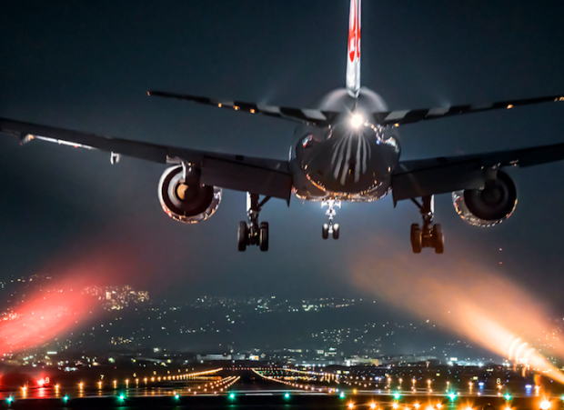 pesawat di landasan pacu © 2016 brilio.net