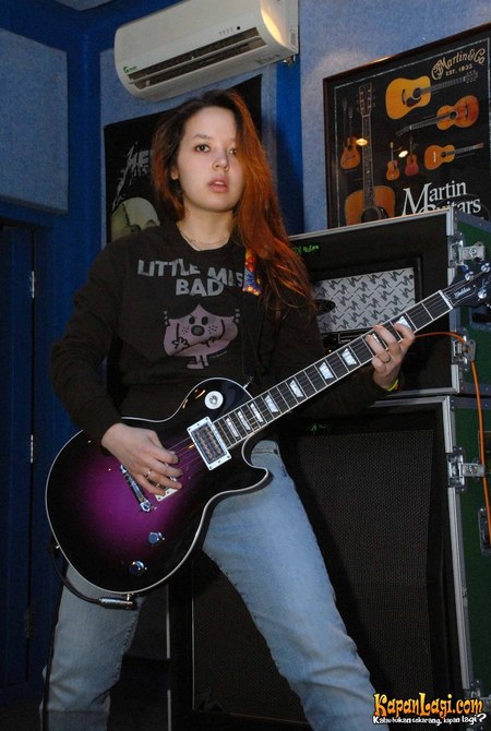 gitaris cewek © 2016 brilio.net