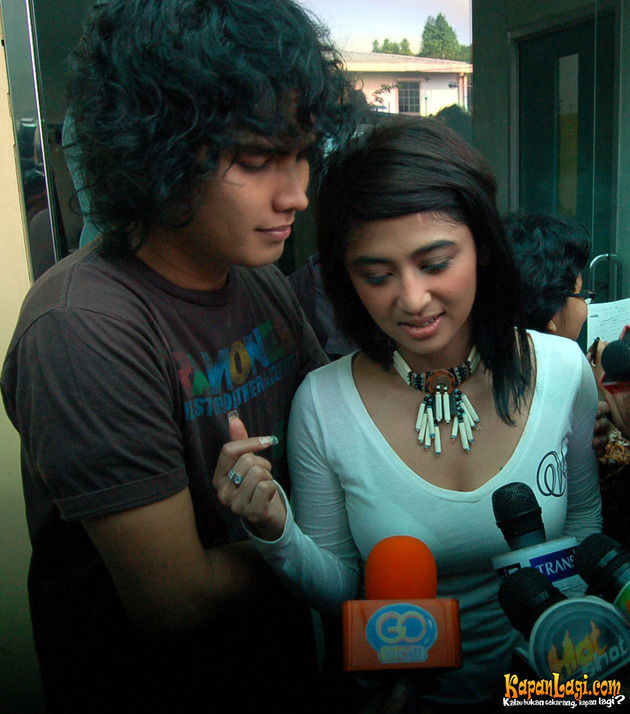 artis menikah siri © 2016 brilio.net