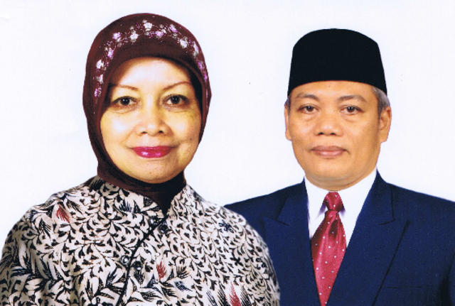 23 Wanita cerdas ini duduki posisi kepala daerah, salut!