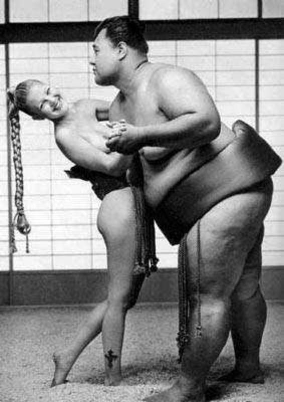 20 foto atlet sumo kocak © 2016 brilio.net 20 foto atlet sumo kocak © 2016 brilio.net