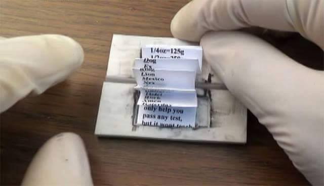 23 aksi mencontek keterlaluan © 2016 brilio.net 23 aksi mencontek keterlaluan © 2016 brilio.net