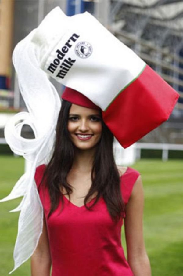 topi aneh © 2016 brilio.net topi aneh © 2016 brilio.net