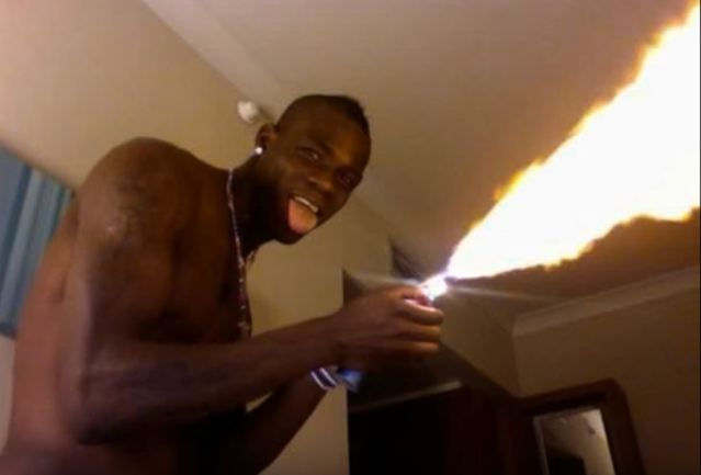 balotelli kocak  © 2016 brilio.net