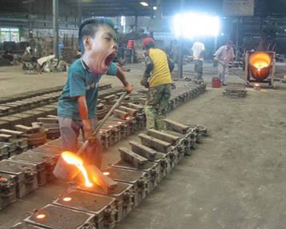 foto cowo menguap diedit ngakak © 2016 brilio.net foto cowo menguap diedit ngakak © 2016 brilio.net