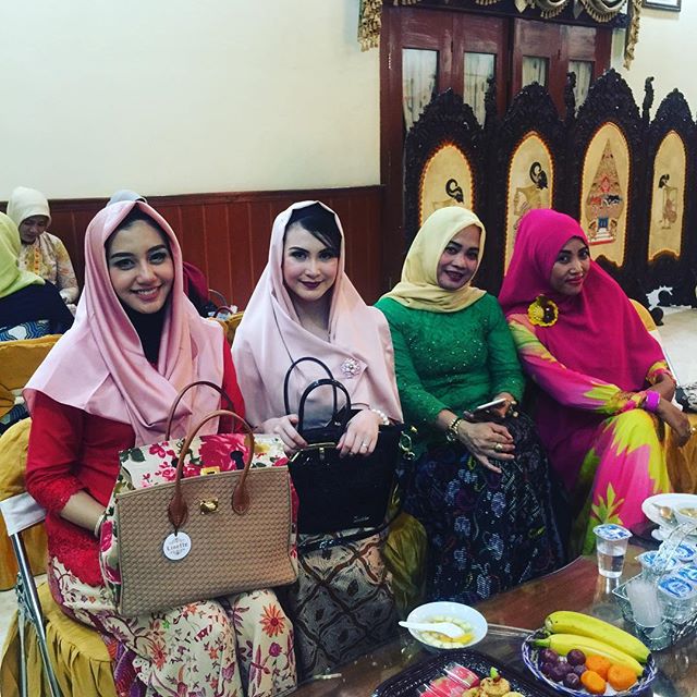 ibu bupati trenggalek © 2016 brilio.net ibu bupati trenggalek © 2016 brilio.net