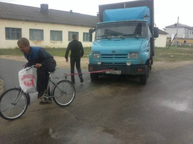 24 Foto aksi mental baja © 2016 brilio.net 24 Foto aksi mental baja © 2016 brilio.net