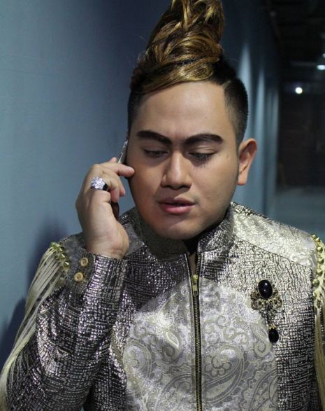 15 Gaya rambut Nassar dari KDI hingga kini, makin hari makin nyeleneh