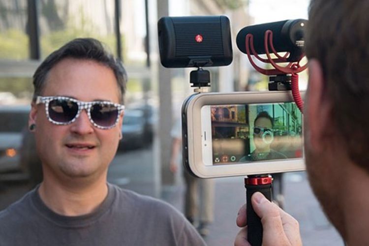 Ingin ubah iPhone jadi kamera video profesional, begini caranya...