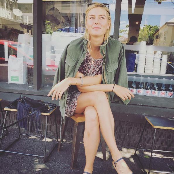(Olahraga) 20 Foto Maria Sharapova, si cantik yang juga ratu tenis dunia, idolamu kah ? © 2016 brilio.net (Olahraga) 20 Foto Maria Sharapova, si cantik yang juga ratu tenis dunia, idolamu kah ? © 2016 brilio.net