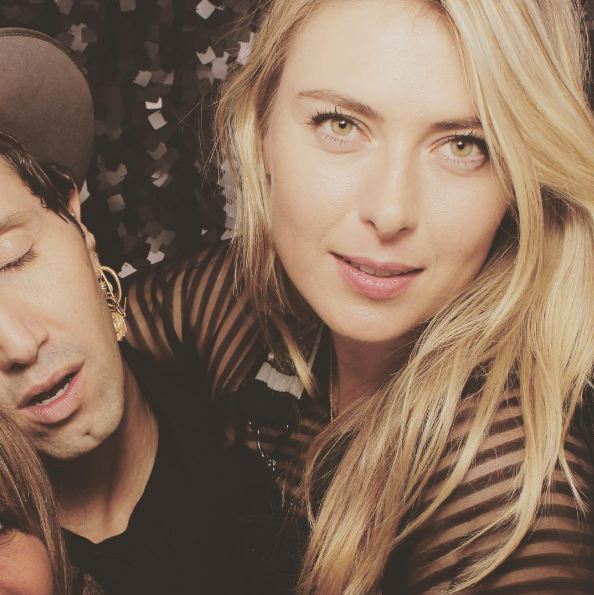 (Olahraga) 20 Foto Maria Sharapova, si cantik yang juga ratu tenis dunia, idolamu kah ? © 2016 brilio.net (Olahraga) 20 Foto Maria Sharapova, si cantik yang juga ratu tenis dunia, idolamu kah ? © 2016 brilio.net