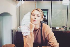 20 Foto Maria Sharapova saat tak mengayun raket, jadi kangen kan?