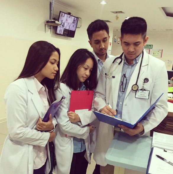 Almer Hutapea © 2016 brilio.net Almer Hutapea © 2016 brilio.net