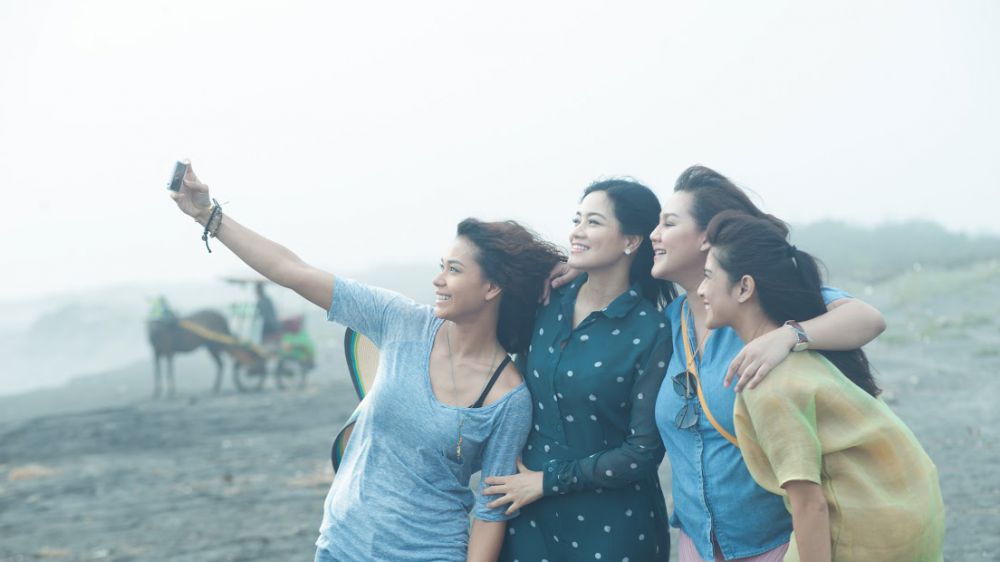 Alasan AADC 2 © 2016 brilio.net Alasan AADC 2 © 2016 brilio.net