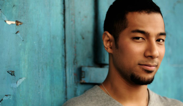 artis pindah agama  © 2016 brilio.net