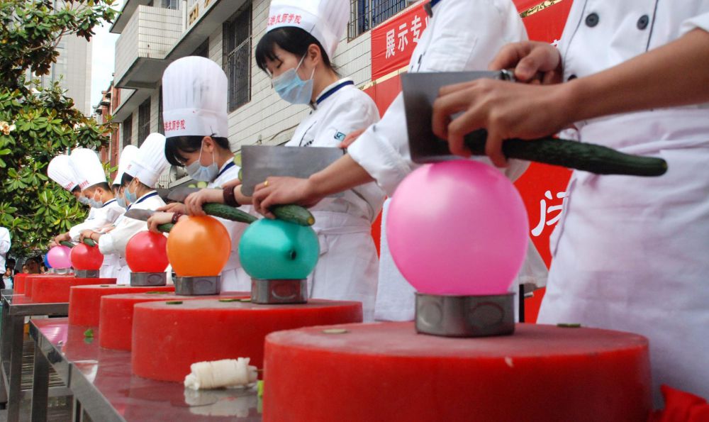 chef china  © 2016 brilio.net