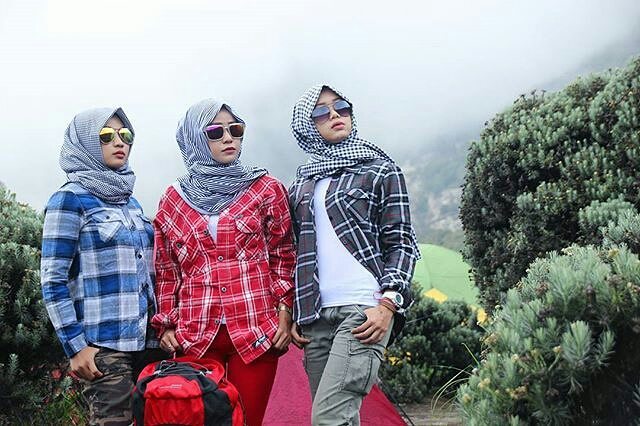 pendaki cantik aw © 2016 brilio.net pendaki cantik aw © 2016 brilio.net