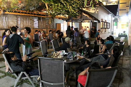 setting AADC 2 © 2016 brilio.net setting AADC 2 © 2016 brilio.net