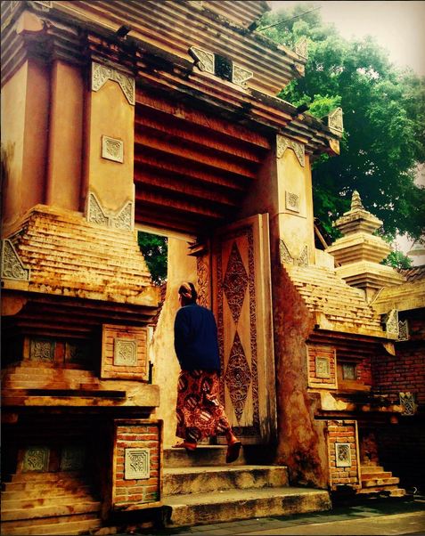 setting AADC 2 © 2016 brilio.net setting AADC 2 © 2016 brilio.net