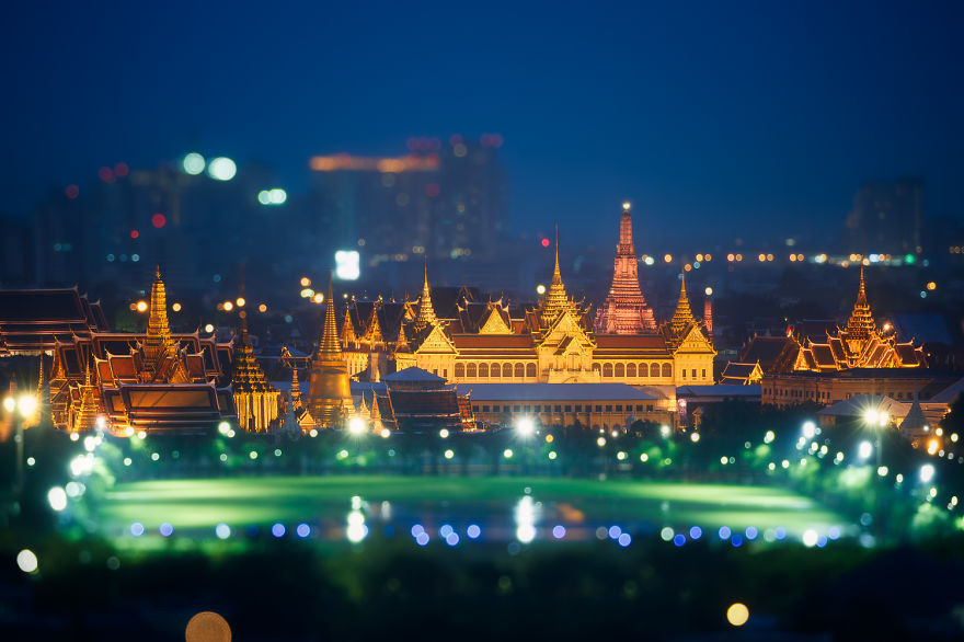 20 Foto Bangkok saat malam hari ini bikin kamu baper pengen ke sana