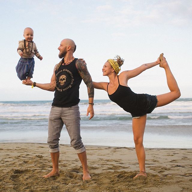 Bayi - 15 Gaya foto ayah dan anak balitanya ini bikin kagum sekaligus wasa-was. © 2016 brilio.net