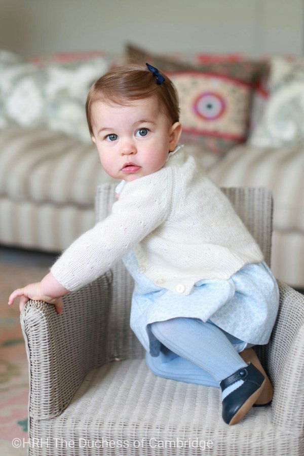 Charlotte, putri Pangeran William & Kate Middleton yang imut abis