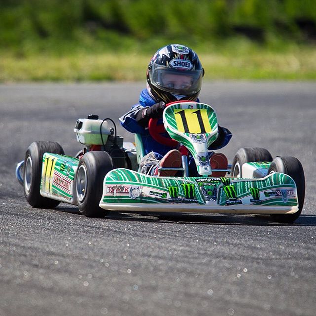 Makar Zheleznyak, si kecil yang siap membawamu melesat di sirkuit balap. © 2016 brilio.net