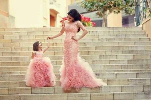 Dress Kembar Ibu © 2016 brilio.net