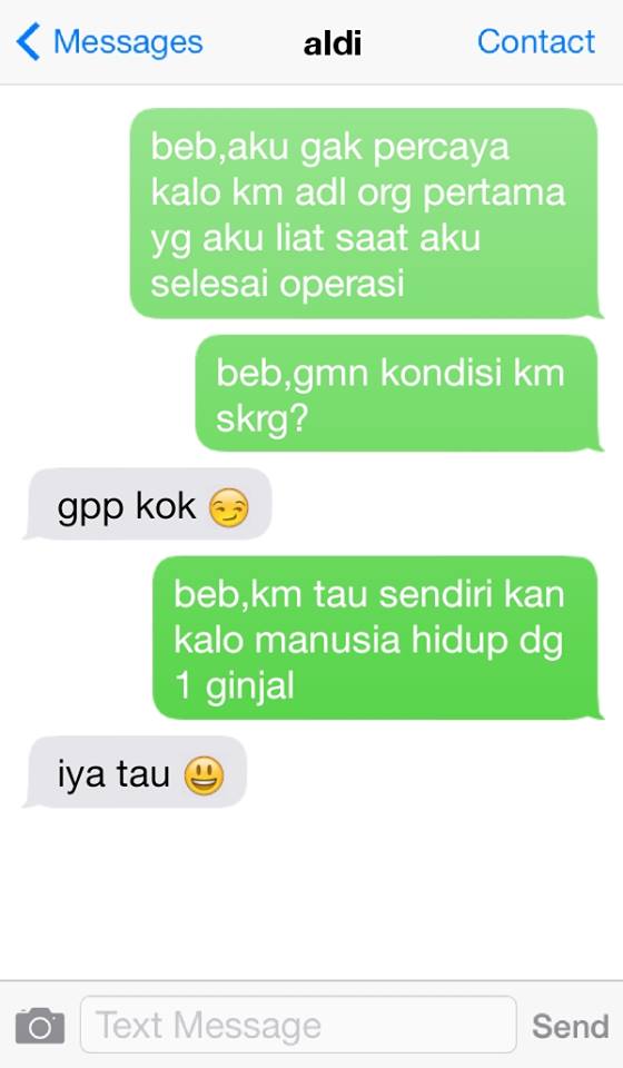 24 SMS Pengorbanan pacar © 2016 brilio.net/Baper 24 SMS Pengorbanan pacar © 2016 brilio.net/Baper