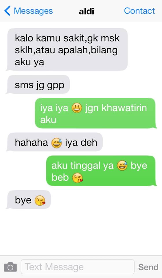 24 SMS Pengorbanan pacar © 2016 brilio.net/Baper 24 SMS Pengorbanan pacar © 2016 brilio.net/Baper