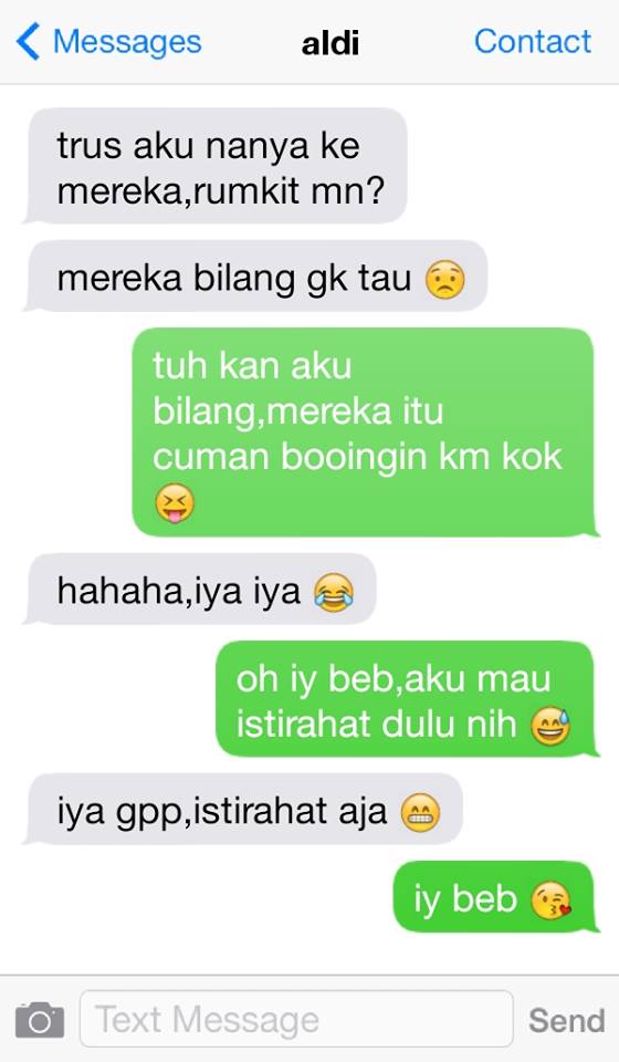 24 SMS Pengorbanan pacar © 2016 brilio.net/Baper 24 SMS Pengorbanan pacar © 2016 brilio.net/Baper