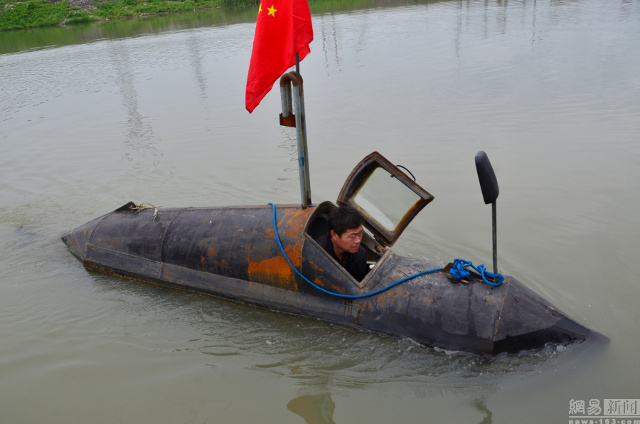 Cuma dengan Rp 10 juta, pria ini ciptakan kapal selam dari rongsokan!