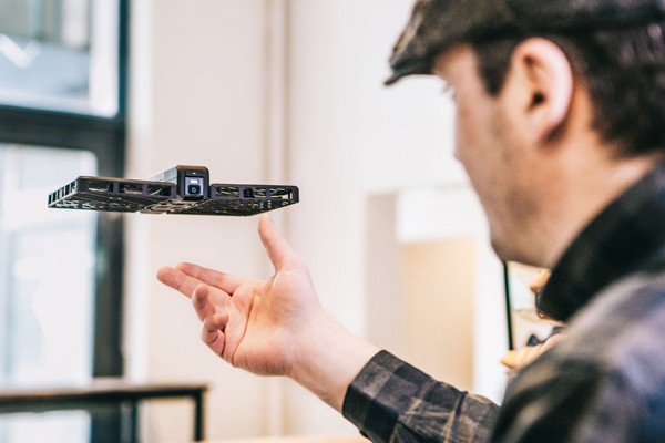 Hover Camera © 2016 brilio.net