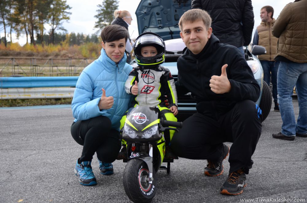 Timur Kuleshov, balita jago balapan motor the next Rossi. © 2016 brilio.net Timur Kuleshov, balita jago balapan motor the next Rossi. © 2016 brilio.net
