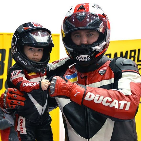 Timur Kuleshov, balita jago balapan motor the next Rossi. © 2016 brilio.net Timur Kuleshov, balita jago balapan motor the next Rossi. © 2016 brilio.net