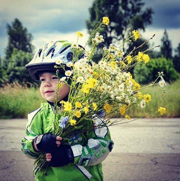 Timur Kuleshov, balita jago balapan motor the next Rossi. © 2016 brilio.net Timur Kuleshov, balita jago balapan motor the next Rossi. © 2016 brilio.net